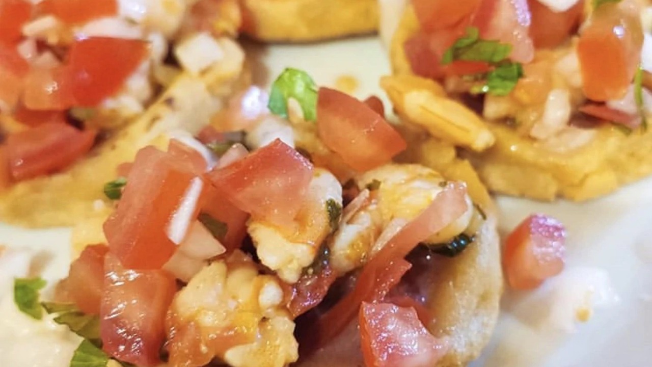 Sopes de Camarón